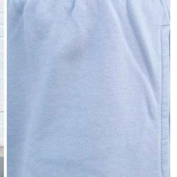 Brandy Melville Rosa Sweatpants - Picture 4 of 4